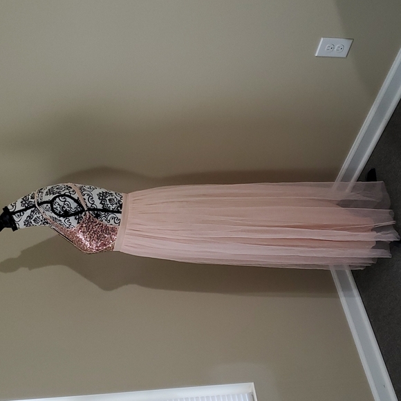 SHEIN formal gown sz S - Picture 5 of 10